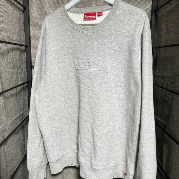 Supreme Cutout Logo Crewneck "Grey"