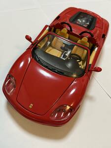 フェラーリF360モデナ Ferrari 1/18 Hot Wheels