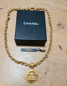 CHANEL。シャネル★ゴールド。ロゴネックレス★箱有り・ヴィンテージ