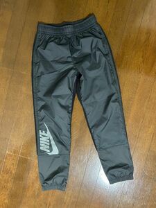 【新品】NIKEレディース　キッズ　フリース　スポーツ　　ブラック　ボア 黒 パンツ