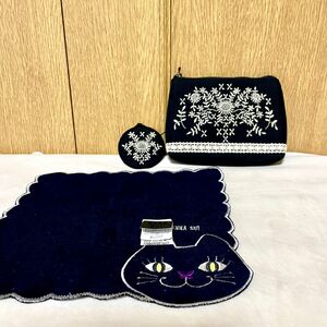 ANNA SUI アナスイ　　ミラー付きポーチ、ハンカチ