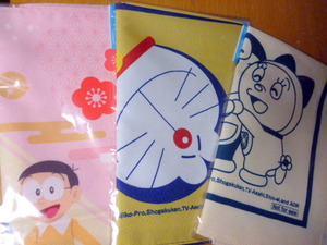 Не продается Suntory Doraemon Оригинальный набор типов Furoshiki 3