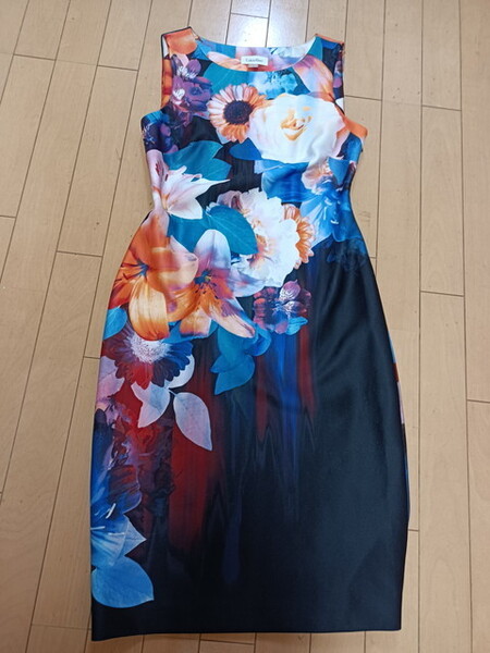 カルバンクラインのお花柄ワンピース★L~XLサイズ★美品
