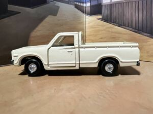 YONEZAWA TOYS NO 0204 DATSUN TRUCK ヨネザワ　ダットサン　トラック