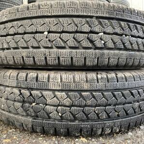 サ4019 送料無料 BRIDGESTONE ブリヂストン BLIZZAK W979 205/70R16 111/109L LT 2本価格 2022年製の画像1