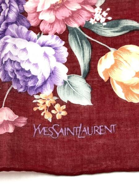 Yves Saint Laurent　イヴサンローラン　ハンカチ　スカーフ　花　フラワー　レッド系　コットン　46×46