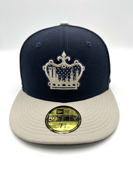 【美品】Supreme シュプリーム　New Era　23SS King of New York New Era ポリエステル BBキャップ ネイビーxベージュ　帽子　ツバ：7cm 