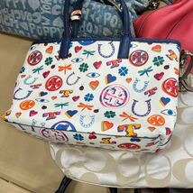 FT1273/【まとめ】COACH トリーバーチ miumiu ロエベ GUCCI ハンドバッグ ショルダーバッグ シグネチャー　デニム　2way ゴールド金具　_画像6