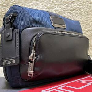 1円 未使用級 TUMI トゥミ メンズ スリングバッグ Lewis Crossbody ルイス クロス ボディ ショルダー バリスティックナイロン レザー 斜め