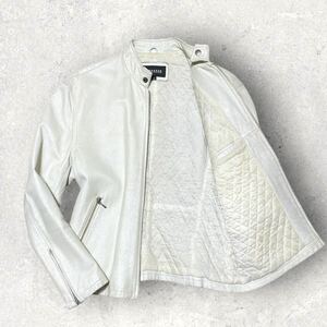 SPRAZZO ライダース ホワイト Mサイズ スプラッツォ MILANO COLLECTION レザージャケット 白系 豚革 革ジャン ブルゾン キルティング