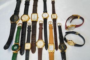 F111 Gold цвет наручные часы 12 позиций комплект кварц аксессуары мужской женский много совместно . суммировать продажа комплектом неподвижный товар 
