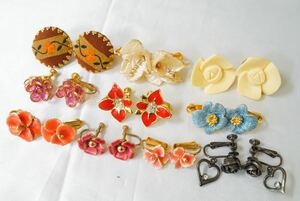 B425 海外製など 花 フラワー ヴィンテージイヤリング 10点セット アクセサリー 両耳揃い アンティーク 大量 まとめて おまとめ まとめ売り