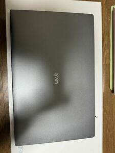 【完動美品】LG gram 15Z980 win11 薄型軽量