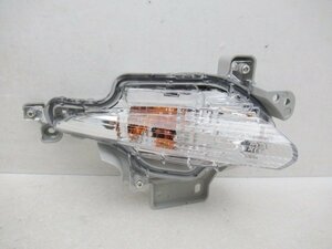 【未使用】 マツダ アクセラ BM5FP BM5AP 後期 純正 右 フロント ウインカー STANLEY W3720 (n091870)