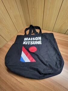 ★[MAISON KITSUNE(メゾンキツネ]★トートバッグ★ブラックカラー★!!　温泉 やエコバッグ 等、様々な用途に利用可能!!ネコポスにて発送!