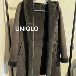 UNIQLO ムートンタッチフーデッドコート チャコール