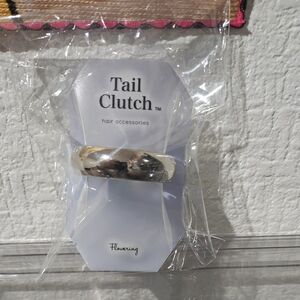 ヘアアクセサリー　tail clutch