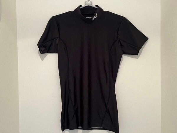 ヨネックス トレーニングウェア（XOサイズ） YONEX バドミントン テニス ブラック アンダーシャツ 半袖 ハイネック 黒