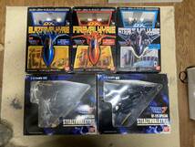 超貴重　DX 1/65 マクロス７ VF-19ファイヤーバルキリー/VF-17D/VF-19S/VF-17S×2の5体＋ガンポット1個おまけ_画像1