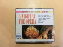 MC【SY01-181】【送料無料】A NIGHT AT THE OPERA/CD3枚組/TREASURY OF GREAT CLASSICS/輸入盤/クラシック_画像1