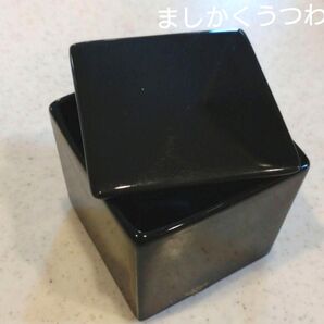 ましかく　蓋付き器　黒