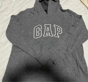 ギャップ パーカー　GAP