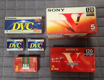 ①ソニー VHSビデオテープ 5巻+2巻、②パナソニック MiniDVテープ 10巻+2巻が2セット③ソニー カセットビデオテープ8ミリ 2巻　(未使用品)_画像2