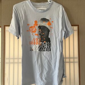 リップカール Tシャツ