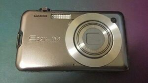 美品　 CASIO　EXILIM EX-S10