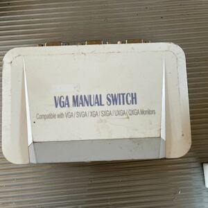 「B152」VGA MANUAL SWITCH