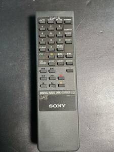 「2FA32_2K」SONY DATウォークマン用リモコン　RMT-D3 動作品　現状出品