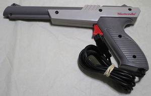 任天堂　光線銃　海外版　NES Zapper　NES-005　グレー　N-ZAP85　黒ザップ　黒zap　_1