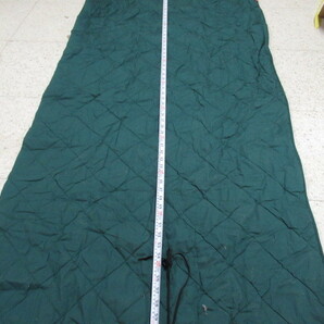 コールマン SLEEPING BAG グリーン 2点セット 立て約64㎝ 横約31㎝ 寝袋 管理6E0208Q-B1の画像7