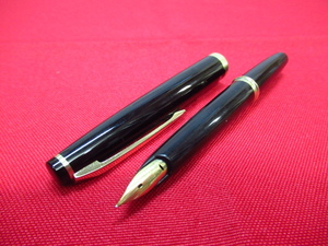 PILOT パイロット 万年筆 Elite ペン先 18K 管理6J0224B-YP