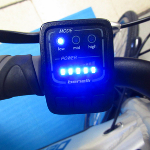 BENELLI MANTUS 27 TRK ベネリ マンタス シルバー スタンド付き 鍵×2 e-bike 電動アシスト自転車 管理6k0228Aの画像2