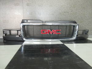 【長期在庫品】GM純正　95～03　GMC　サファリ　グリル　25112738　アストロ 店舗引き取り大歓迎！