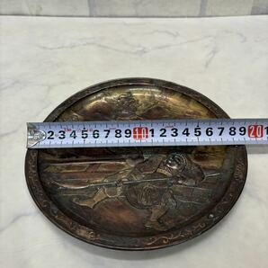 銅製 プレート 皿 彫刻 アンティーク 直径18.8㎝ 重さ392gの画像8