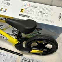 極美品 2回のみ使用 ストライダー 12 SPORT MODEL 黄色 イエロー 箱付き バランスバイク ペダル無し 子供用 キッズ 自転車_画像3