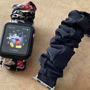 【新品2本セット】Apple Watch シュシュベルト　黒と花柄