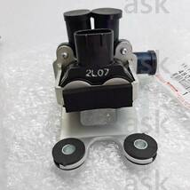 ★新品 クラウン マジェスタ, レクサス LS460, LS600hL用 ハイトコントロール バルブ Height Control Valve 48095-30060トヨタ 純正部品_画像1