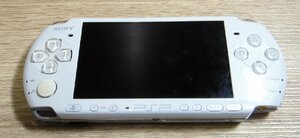 【中古】SONY PSP 3000シリーズ パールホワイト 本体 バッテリーなし モンスターハンター2Gソフト付き