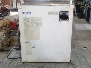 Q5608 動作未/現状渡し☆売切☆TOTO 石油給湯機 仕様不明