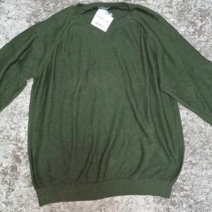 セーター　深緑　