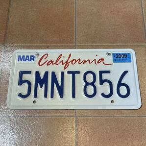 ライセンスプレート カリフォルニア 5MNT856 USED品 ナンバープレート calfornia インテリア アメリカ雑貨 M31の画像1