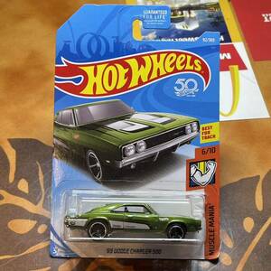 Hot Wheels 69 DODGE CHARGER 500 ホットウィール ダッジ チャージャー ダッヂ チャレンジャー アメ車 ミニカー ムーンアイズ USカード