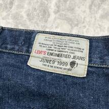 B @ 履き心地抜群 '洗礼されたシルエット' LEVI'S リーバイス ENGINEERED JEANS 立体裁断 デニムパンツ / ジーンズ W29 ボトムス 古着 07年_画像6