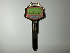 TOYOTA トヨタ マーク ロゴ 蓄光キー luminous key ファッションキー ブランクキー スペアキー 鍵 M186 旧車 JDM 当時物 未使用品