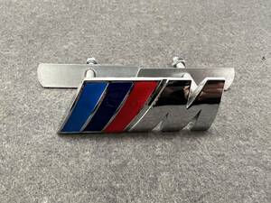 BMW ///M グリルバッジ フロント ロゴバッジ エンブレム シルバー グリルバッチ アクセサリー　金属製　マーカー 10番