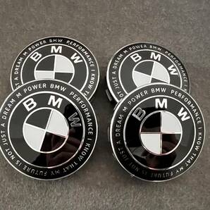 BMW50周年限定 黒白 ホイールキャップ ホイール ハブキャップ センター キャップ保護 防塵 4個セット 外径68mm 85番の画像2