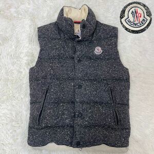 【希少】 モンクレール MONCLER ジュンヤワタナベマン コムデギャルソン COMME des GARCONS ダウンベスト ツイード ロゴ ワッペン グレー S